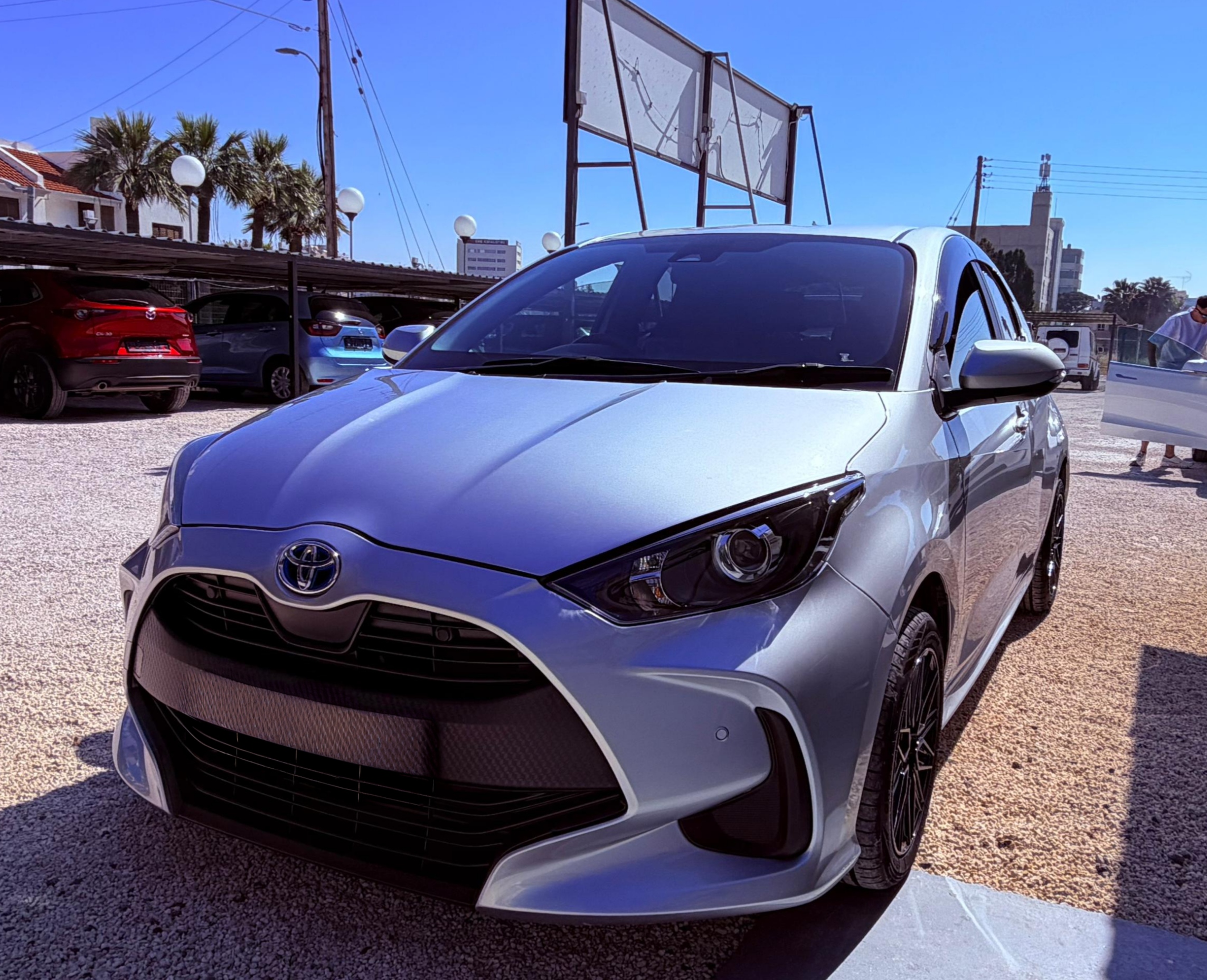 Toyota Yaris Hybrid X 2020