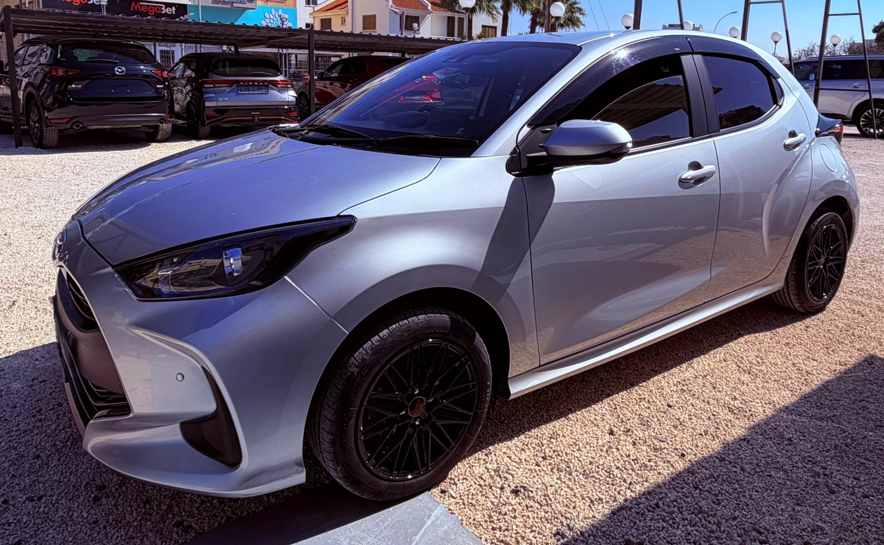 Toyota Yaris Hybrid X 2020